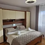 Kike Apartman *