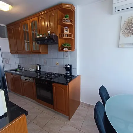 Apartment Kike *