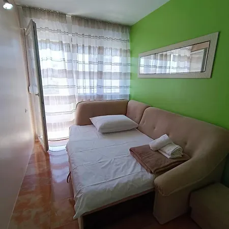 Apartment Kike *