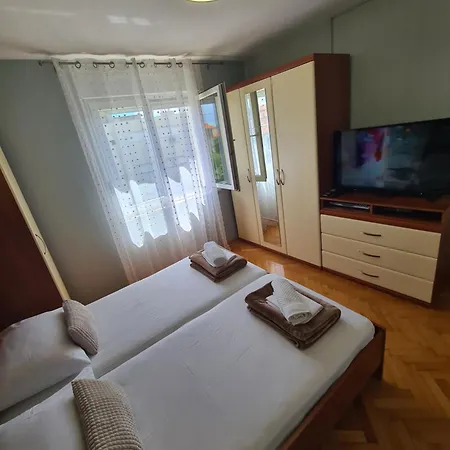 Kike Apartment