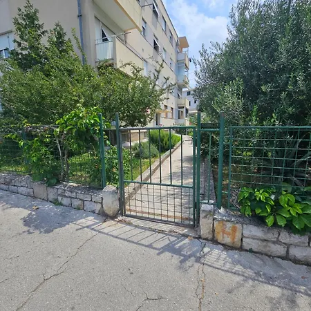 Kike, Near & Old Town Апартаменты Сплит