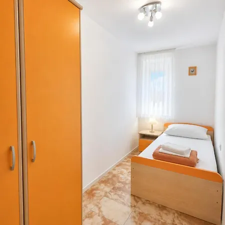 Kike, Near & Old Town Apartment Split